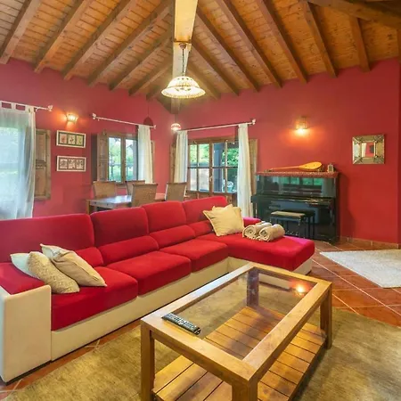 Prázdninový dům Llanes Con Piscina Y Jardin - Ardillas *
